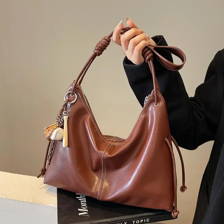 Retro Brown Leather Shoulder Bag for Women 2024 - Image 10