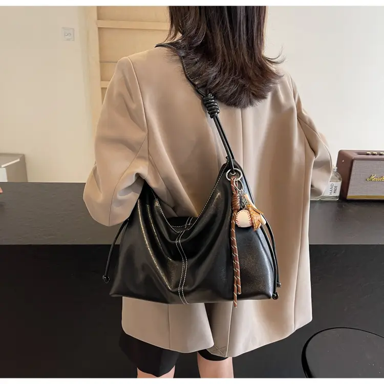 Retro Brown Leather Shoulder Bag for Women 2024 — feature 26