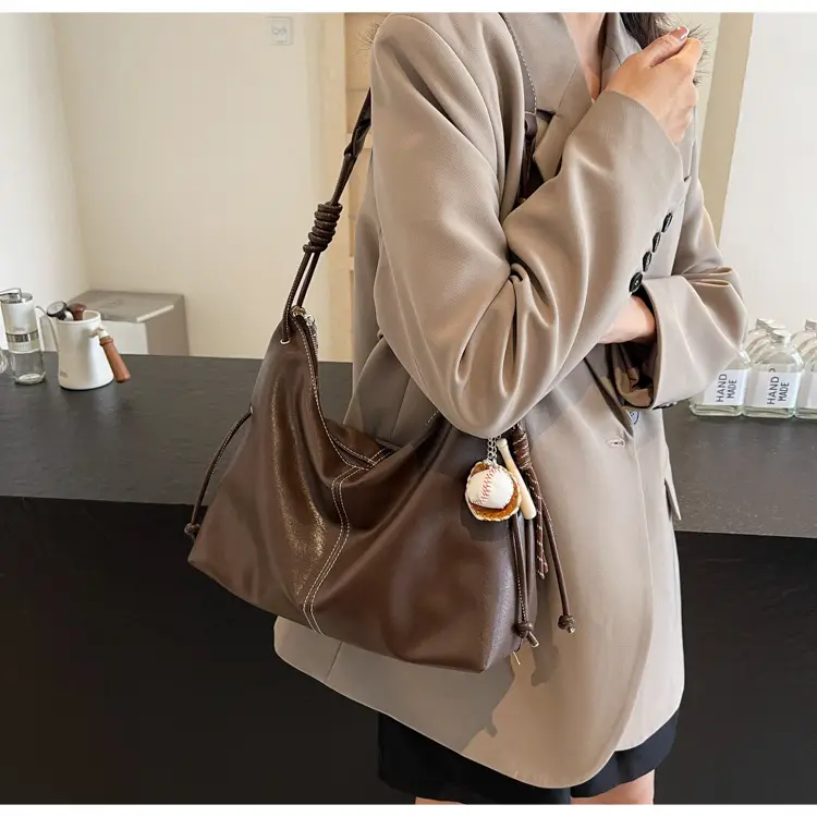 Retro Brown Leather Shoulder Bag for Women 2024 — feature 27