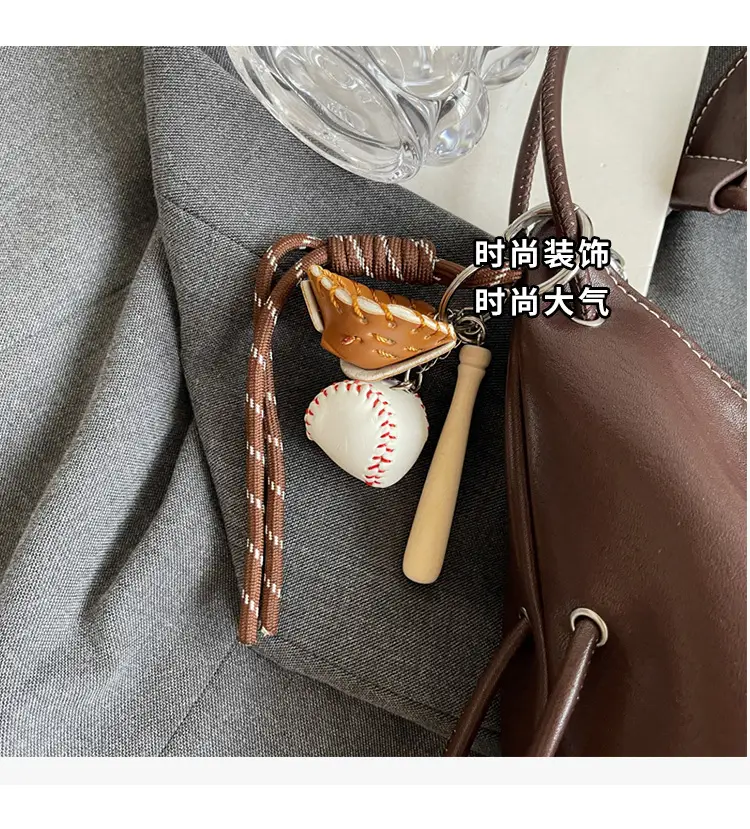 Retro Brown Leather Shoulder Bag for Women 2024 — feature 7