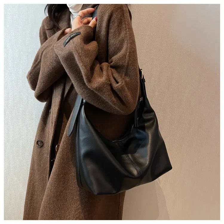 Black Leather Shoulder Messenger Bag for Women 2024 — feature 16