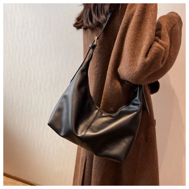 Black Leather Shoulder Messenger Bag for Women 2024 — feature 17