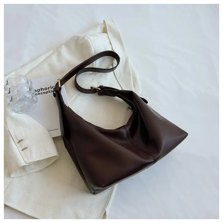 Black Leather Shoulder Messenger Bag for Women 2024 - Image 3