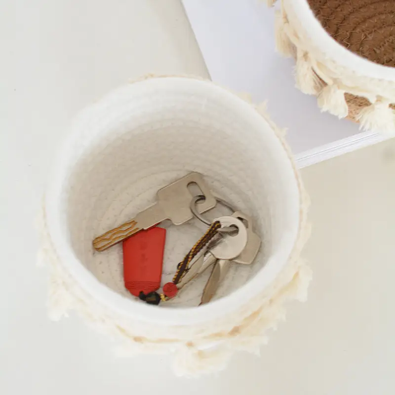 Woven Cosmetic Brush Storage Basket for Home & Office — feature 6