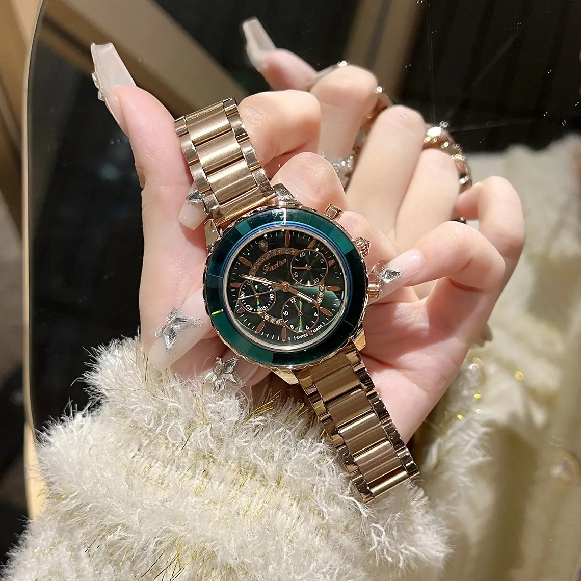 Luxury Refraction Mirror Watch for Women with Gold Plated Band - Image 3
