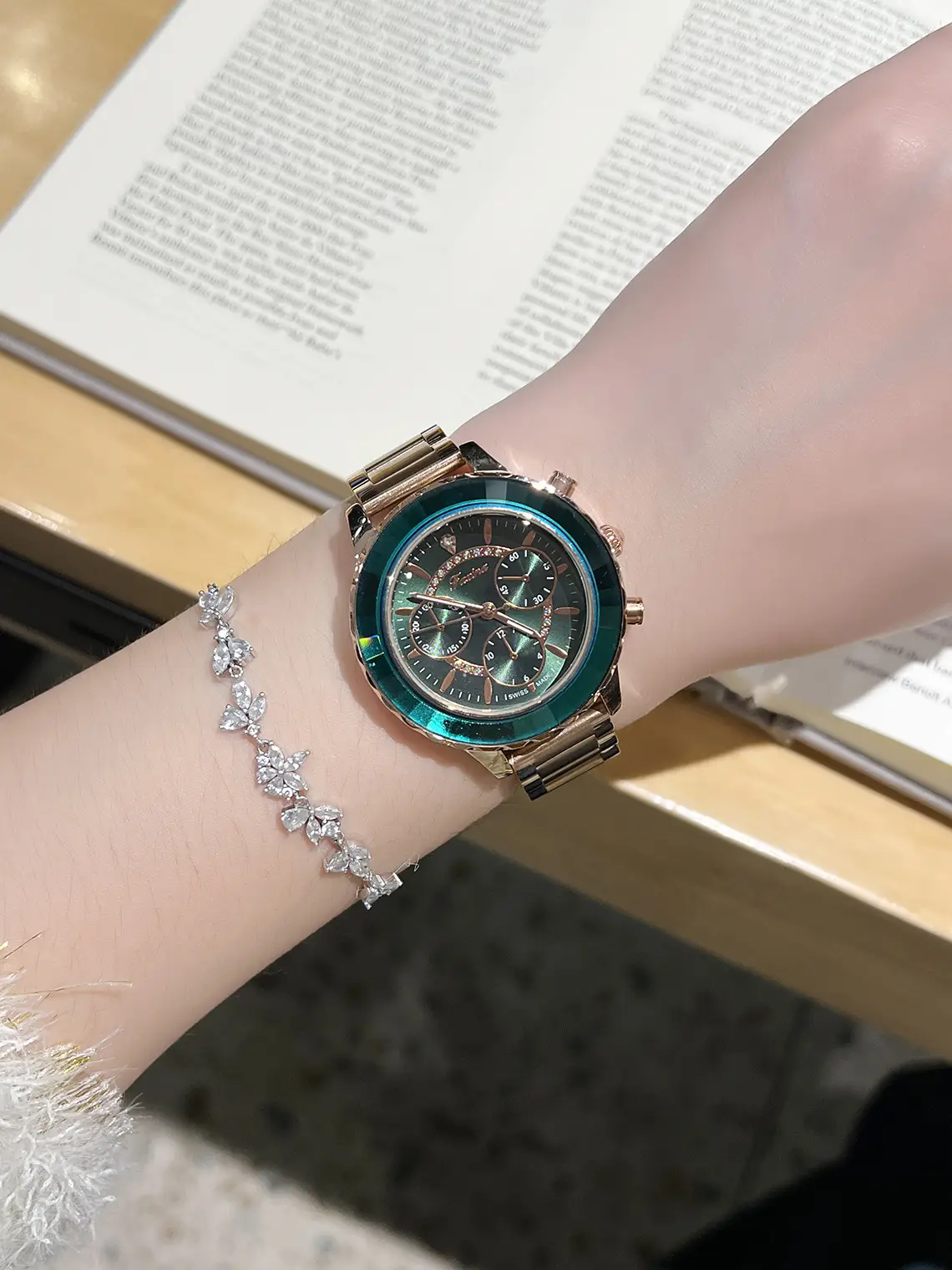 Luxury Refraction Mirror Watch for Women with Gold Plated Band — feature 5