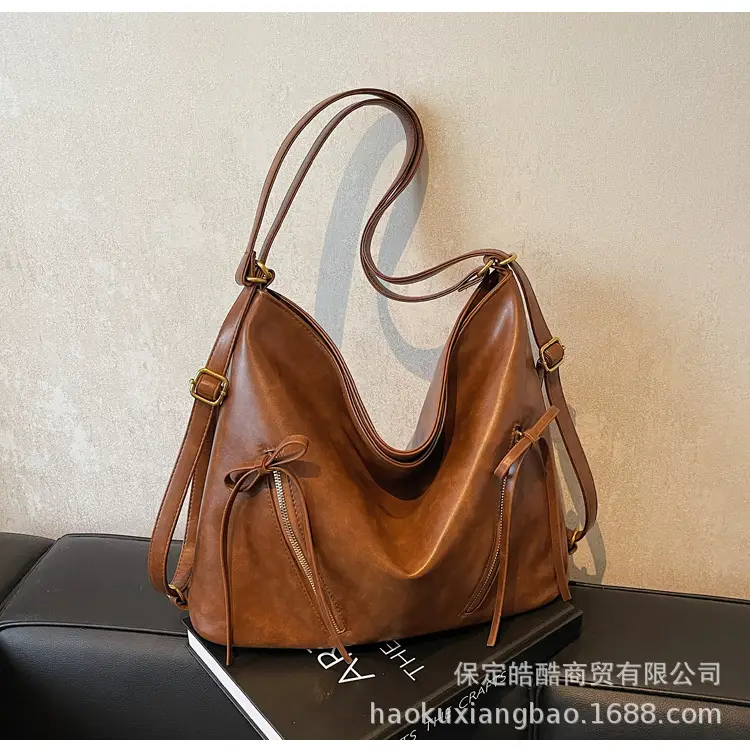 Cross-Border Retro Women's Shoulder Bag Black 2024 — feature 14