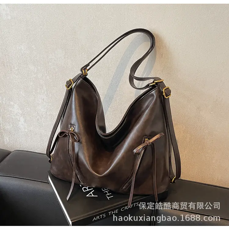 Cross-Border Retro Women's Shoulder Bag Black 2024 — feature 15