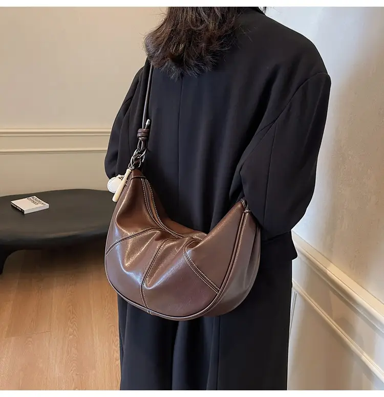 Brown Leather Retro Commuter Bag for Women — feature 16