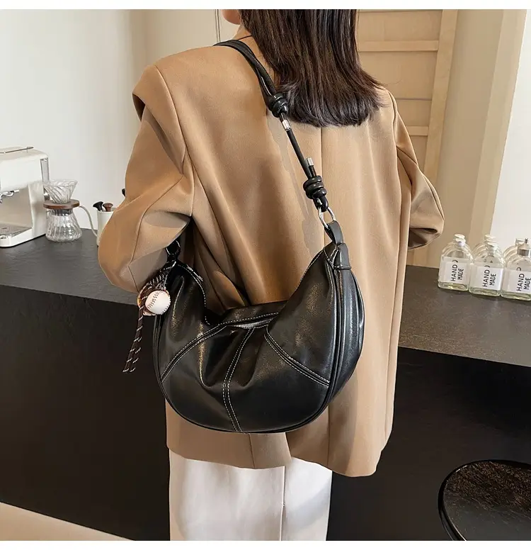 Brown Leather Retro Commuter Bag for Women — feature 25