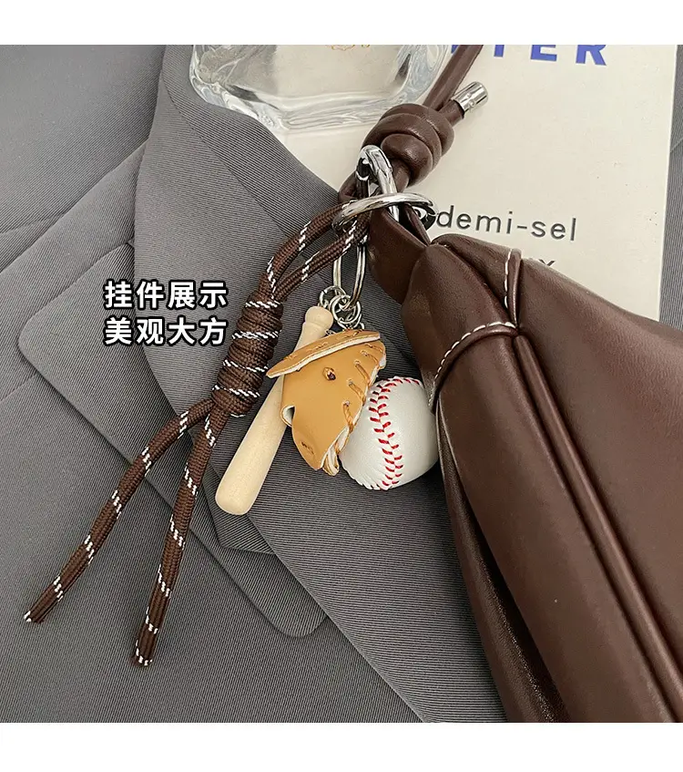 Brown Leather Retro Commuter Bag for Women — feature 7