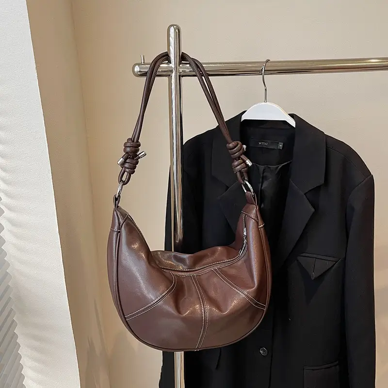 Brown Leather Retro Commuter Bag for Women - Image 3