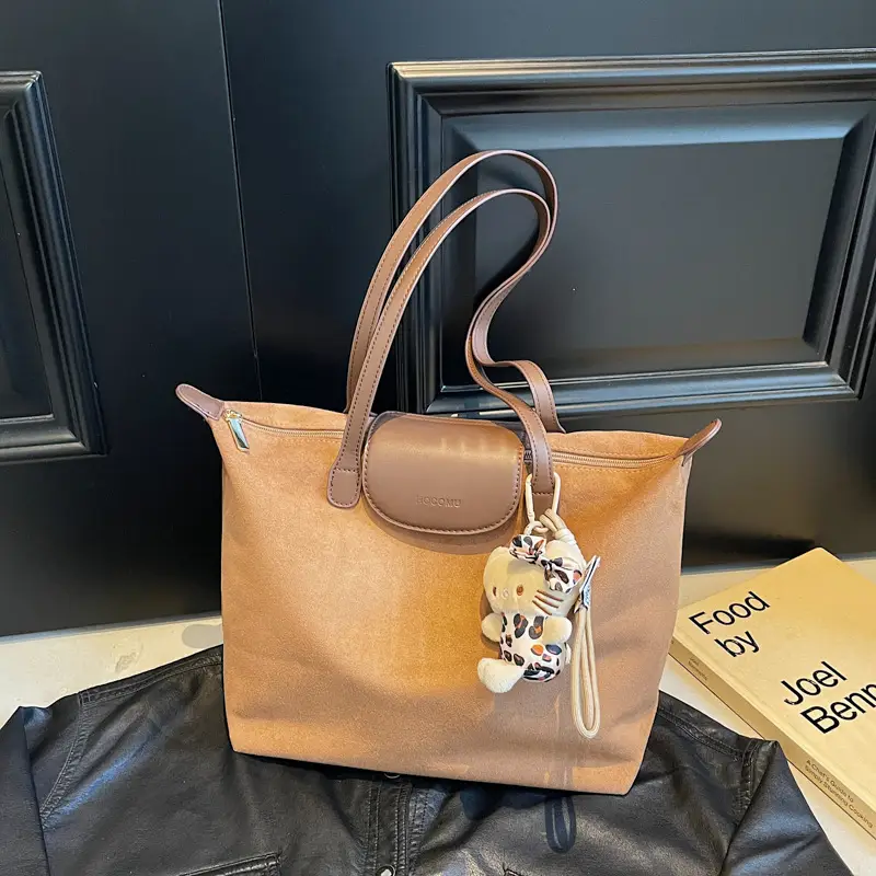 Women's 2025 Casual Shoulder Bag with Flower Charm - Image 7