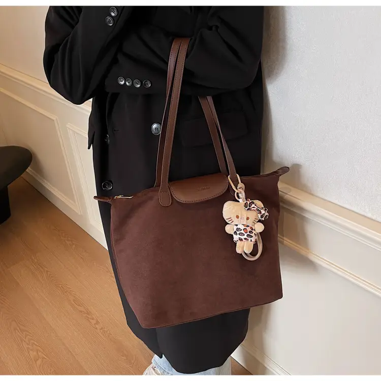 Women's 2025 Casual Shoulder Bag with Flower Charm — feature 21