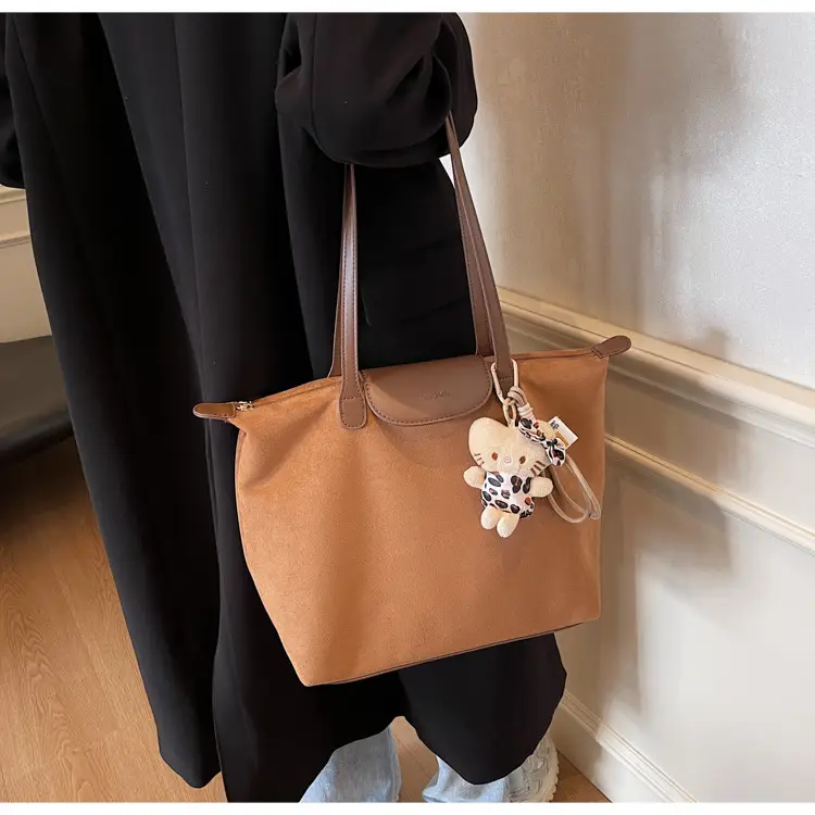 Women's 2025 Casual Shoulder Bag with Flower Charm — feature 26