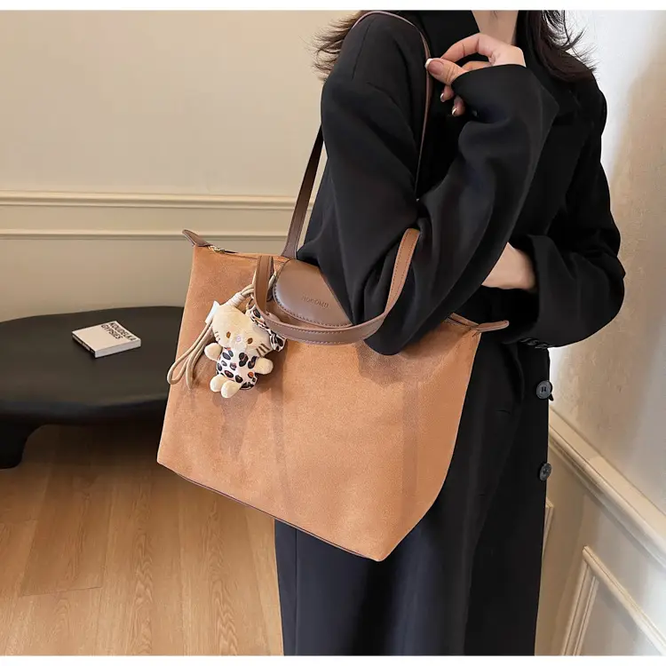 Women's 2025 Casual Shoulder Bag with Flower Charm — feature 30