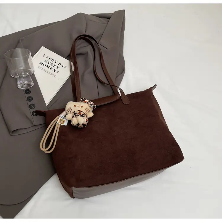 Women's 2025 Casual Shoulder Bag with Flower Charm — feature 35