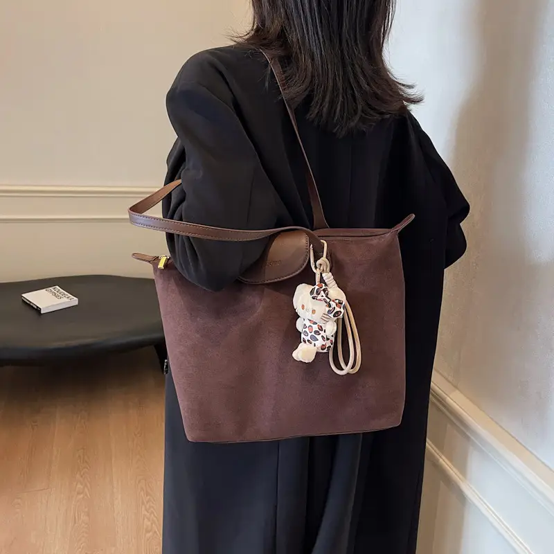 Women's 2025 Casual Shoulder Bag with Flower Charm - Image 6