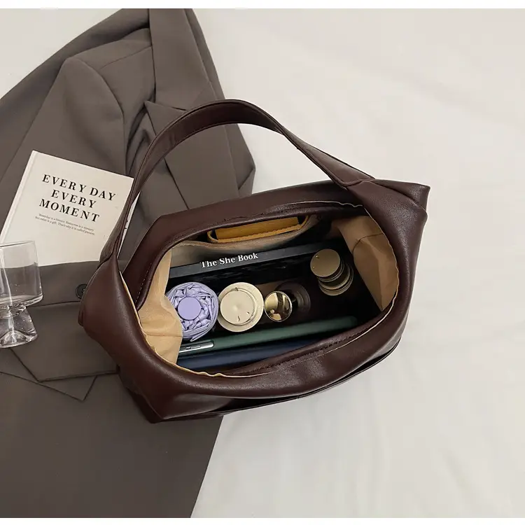 Women Brown Leather Shoulder Bag 2024 Summer — feature 26