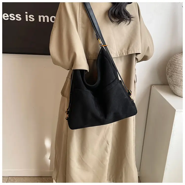 2025 Autumn Shoulder Bag Solid Color Large Capacity — feature 32