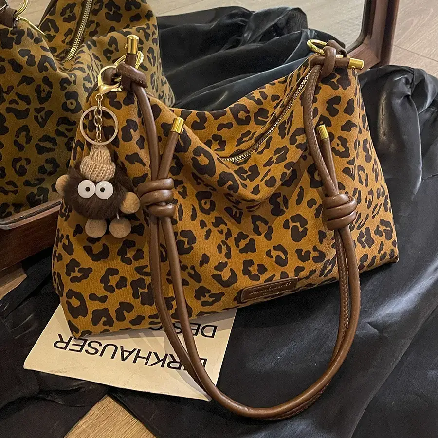 Leopard Tote Bag Women Large Capacity Shoulder Bag 2024 - Image 4