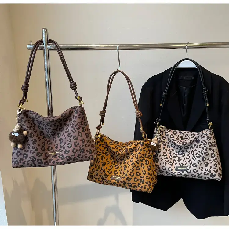 Leopard Tote Bag Women Large Capacity Shoulder Bag 2024 — feature 12