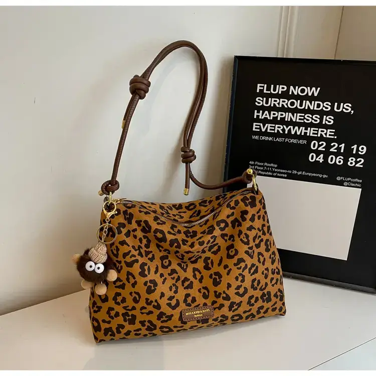 Leopard Tote Bag Women Large Capacity Shoulder Bag 2024 — feature 15