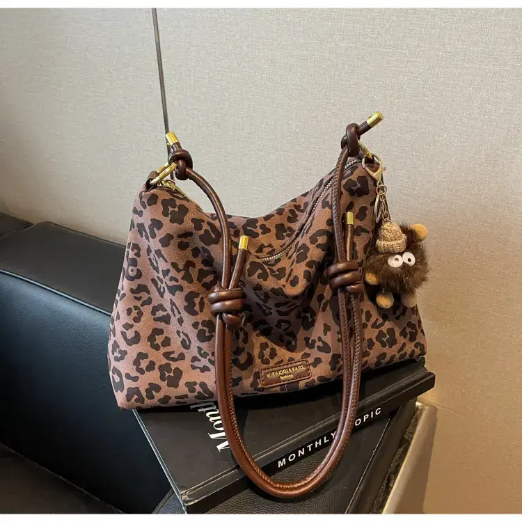 Leopard Tote Bag Women Large Capacity Shoulder Bag 2024 — feature 19