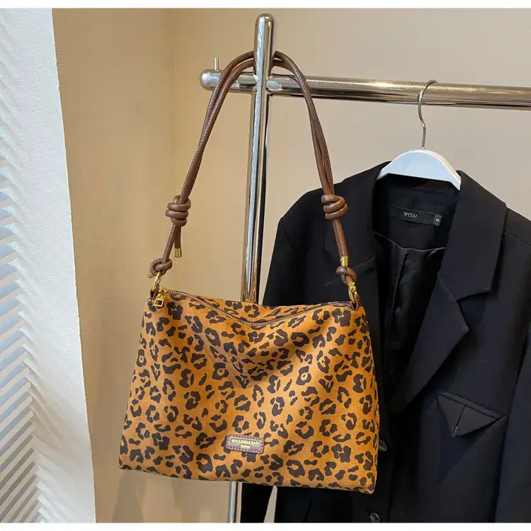 Leopard Tote Bag Women Large Capacity Shoulder Bag 2024 — feature 25