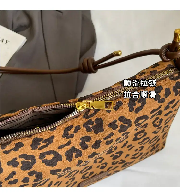 Leopard Tote Bag Women Large Capacity Shoulder Bag 2024 — feature 3