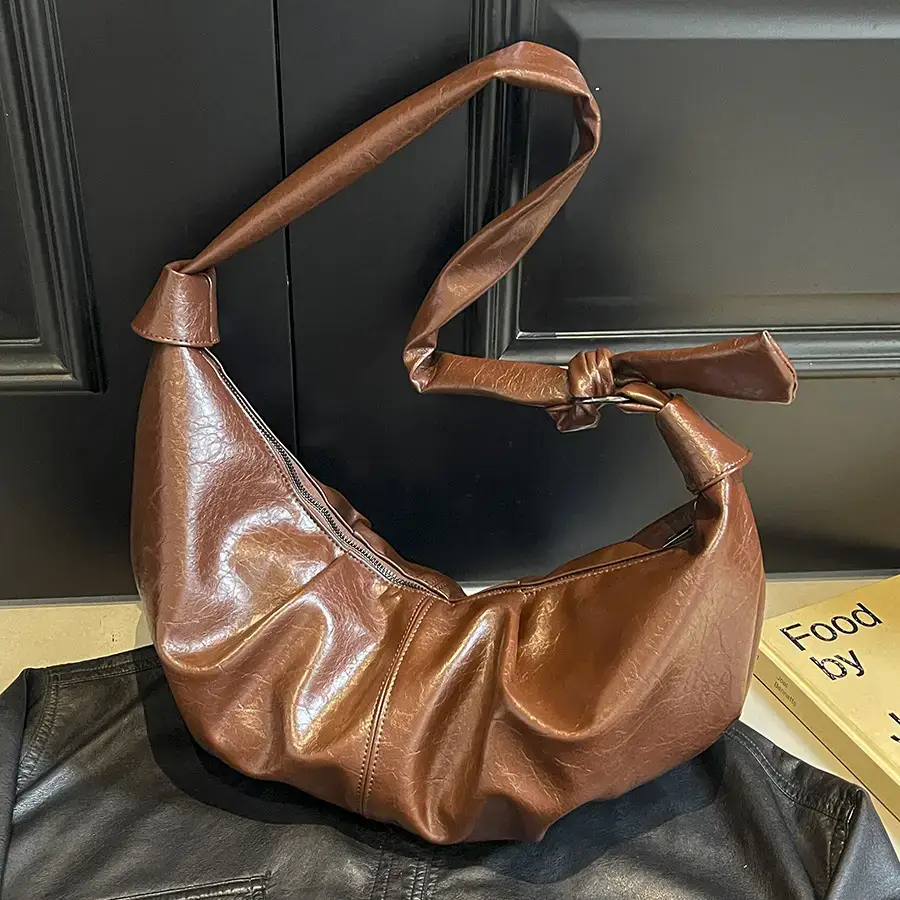 Nude Leather One-shoulder Crossbody Bag for Women - Image 5