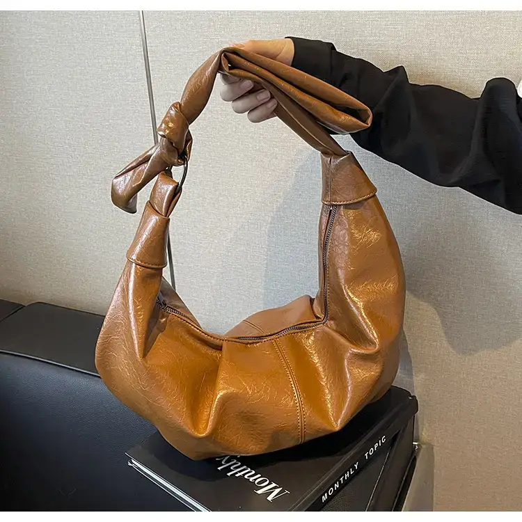 Nude Leather One-shoulder Crossbody Bag for Women — feature 14