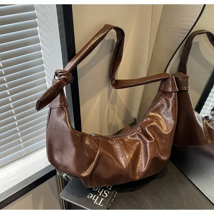 Nude Leather One-shoulder Crossbody Bag for Women — feature 20