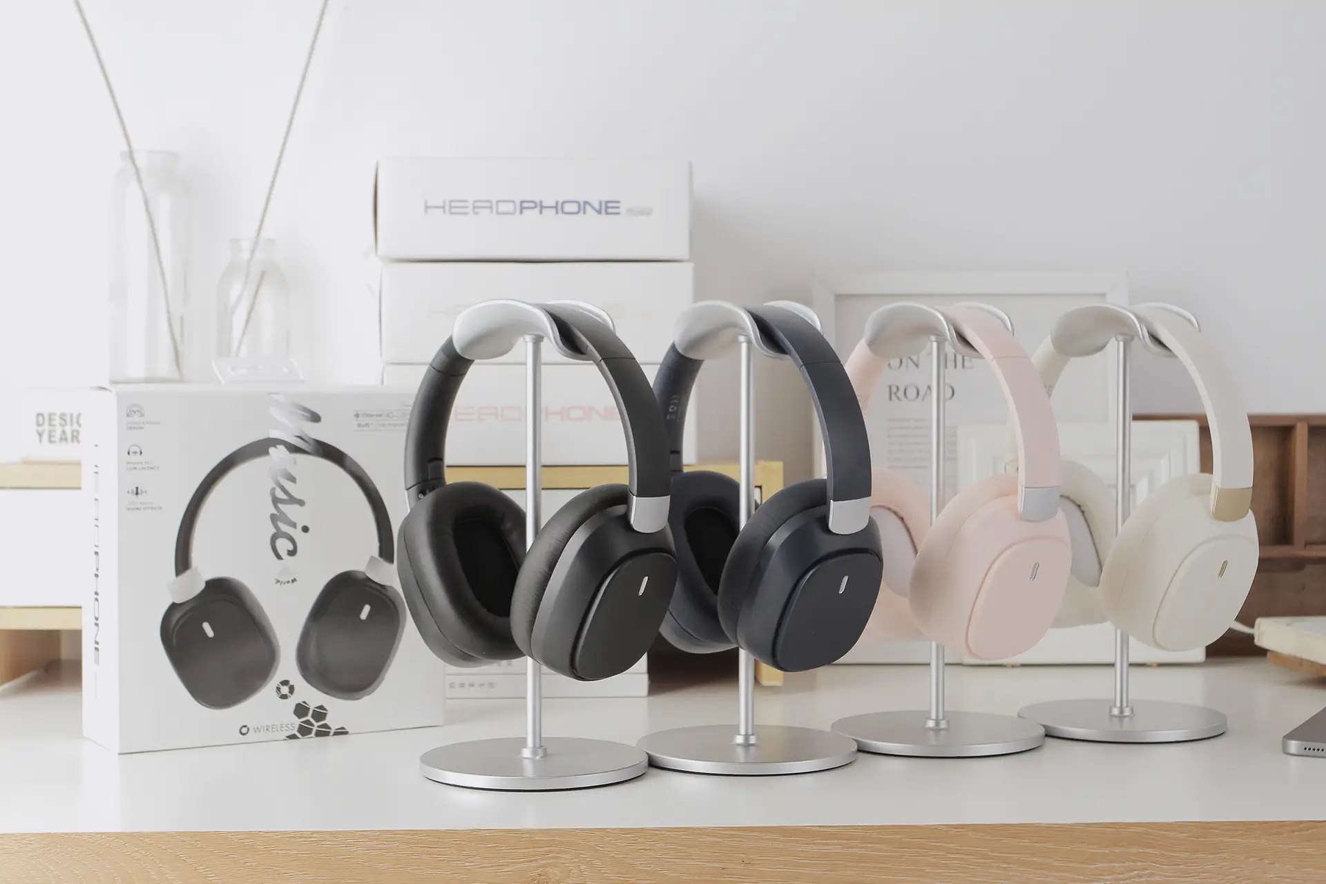 Wireless Bluetooth Headset with Noise Reduction Black — feature 3