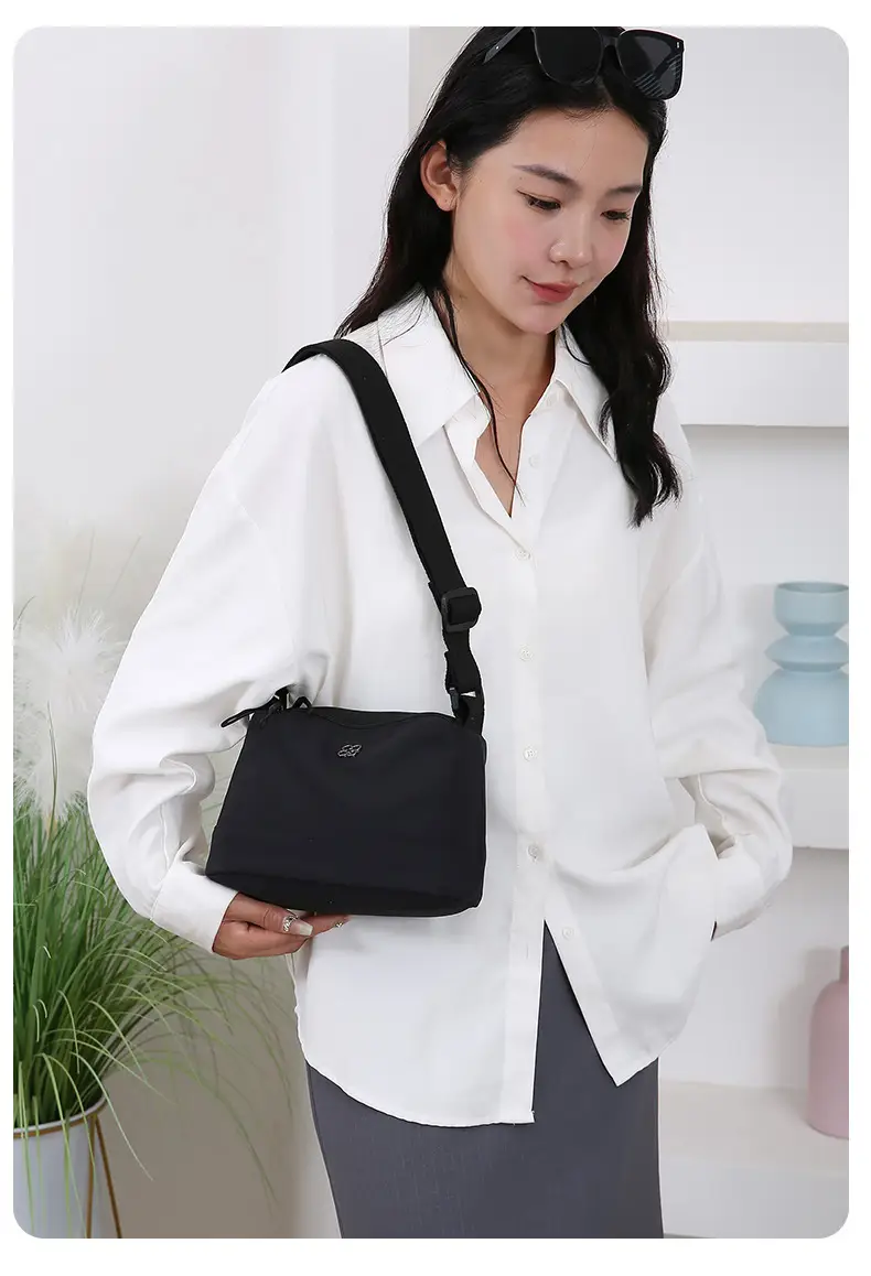 Women's Waterproof Crossbody Bag Black Nylon 2024 — feature 16