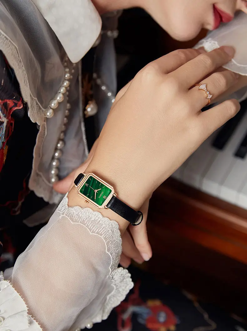 Small Square Green Watch for Women Korean Style — feature 5