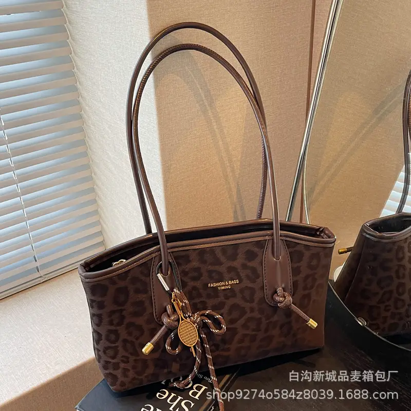 Leopard Print Large Shoulder Bag Women 2026