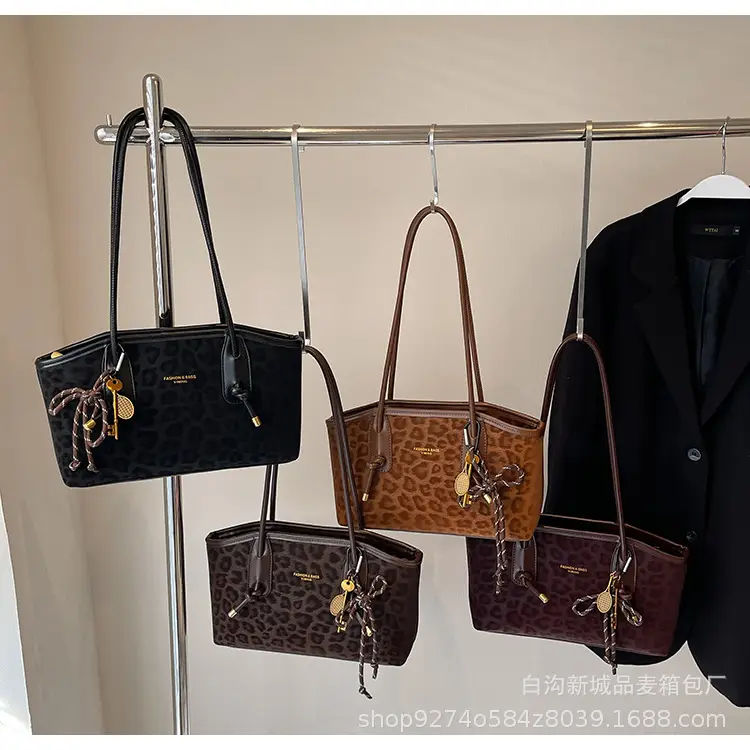 Leopard Print Large Shoulder Bag Women 2026 — feature 13