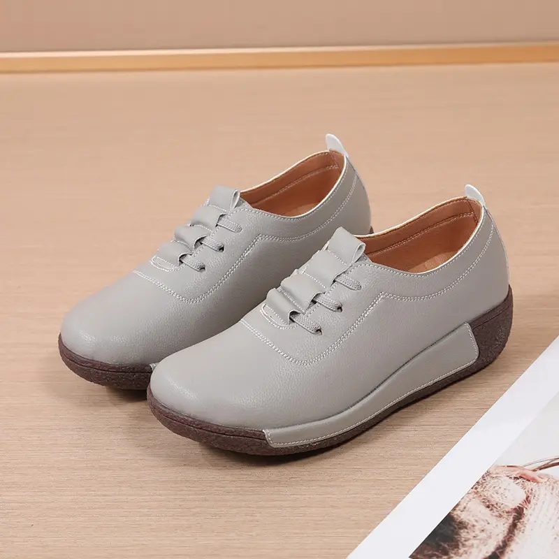 Cross-border New plus size sneaker Women's Korean-style Thick-soled Rocking Shoes Women's Genuine Leather Slip-on Wedge Casual Moms Shoes