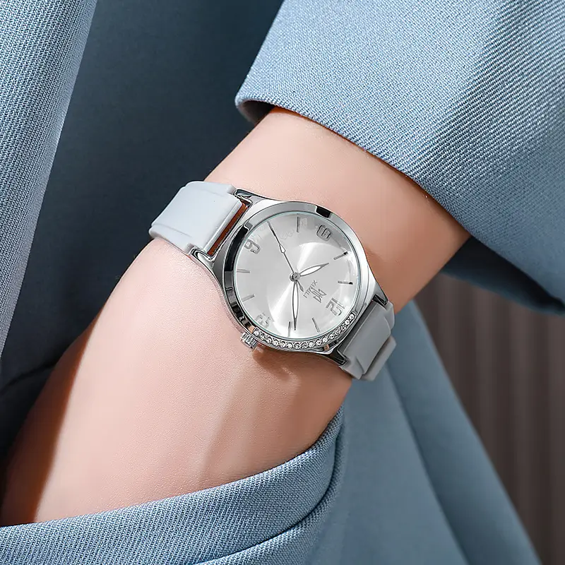 Women's Quartz Watch with Purple Silicone Strap - Image 9