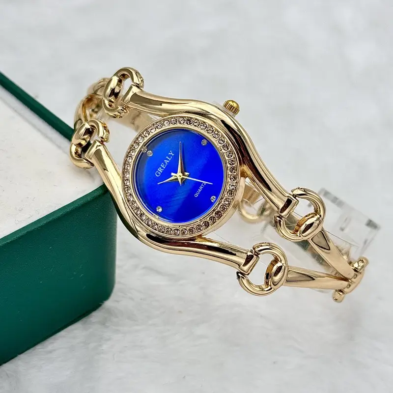 Green Crystal Bracelet Women's Quartz Watch - Image 11