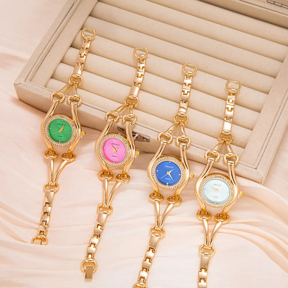 Green Crystal Bracelet Women's Quartz Watch — feature 3