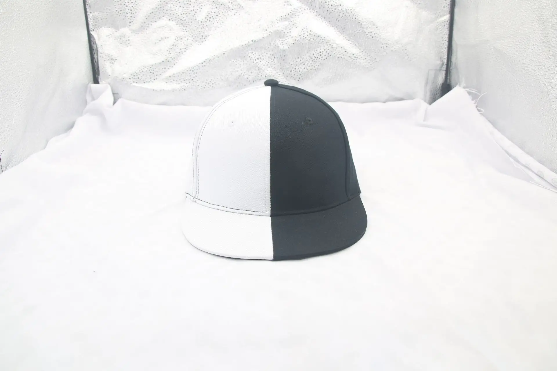 Pink Black Embroidered Baseball Cap for Men Women — feature 6