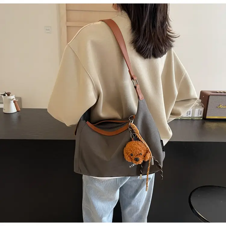 Large Capacity Contrast Color Handbag Women's Canvas Crossbody Bag — feature 23
