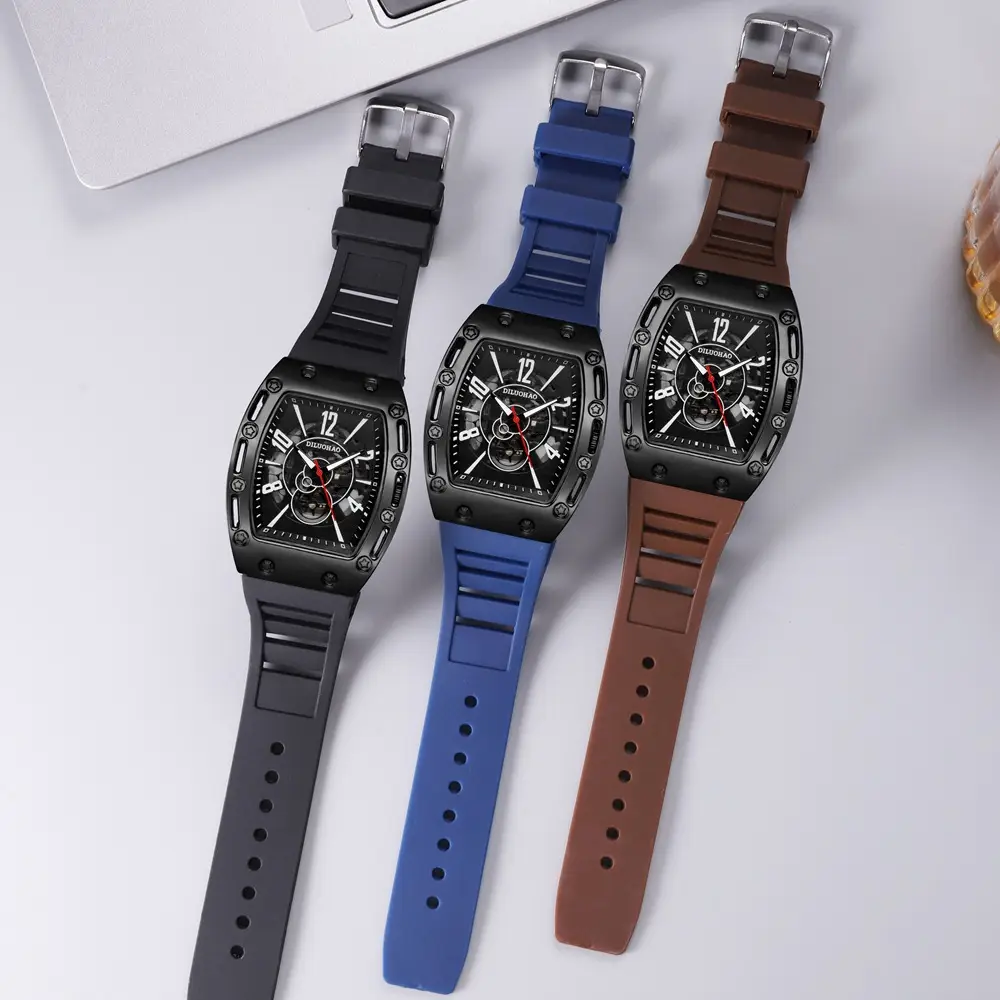 Men's Black Silicone Watch with Large Dial & Quartz Movement — feature 6