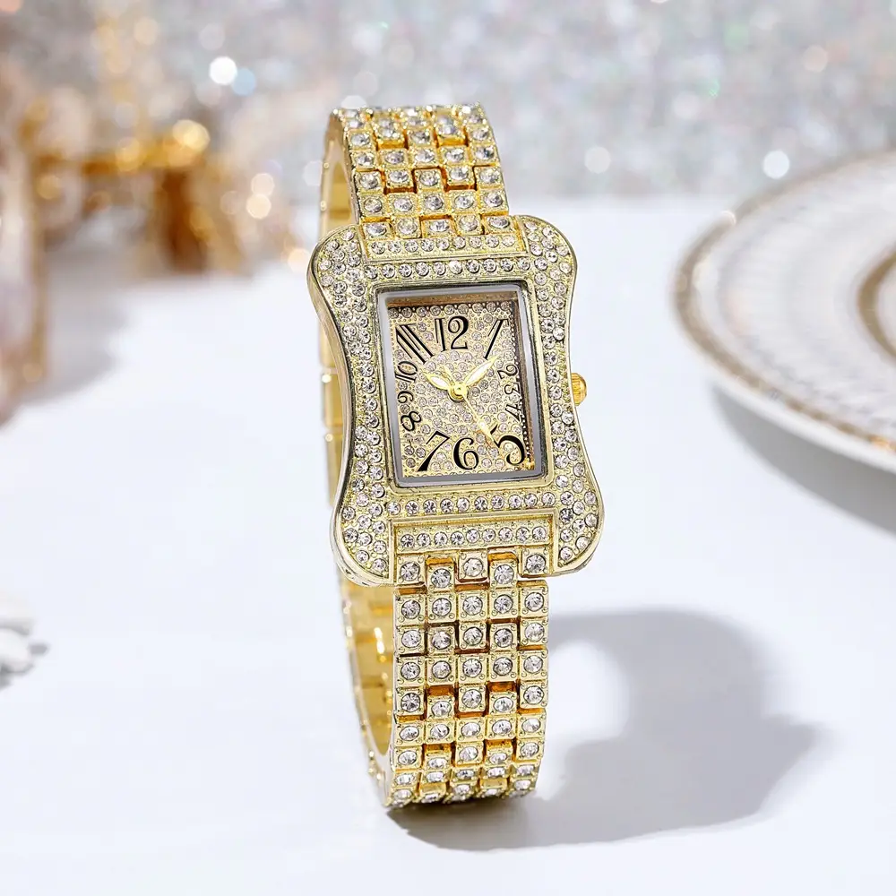 Full Diamond Women's Quartz Bracelet Watch Gold — feature 5