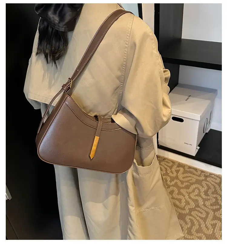 Women's Brown Leather Shoulder Bag 2024 New Fashion — feature 1
