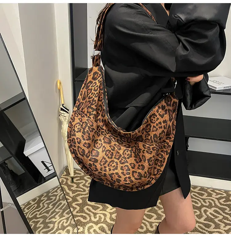 Leopard Print Shoulder Crossbody Bag for Women 2026 — feature 8