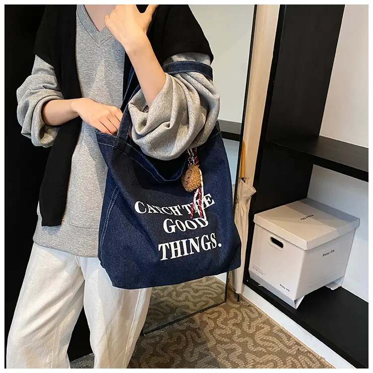 Denim Tote Bag "Catch The Good Things" Black Women — feature 6