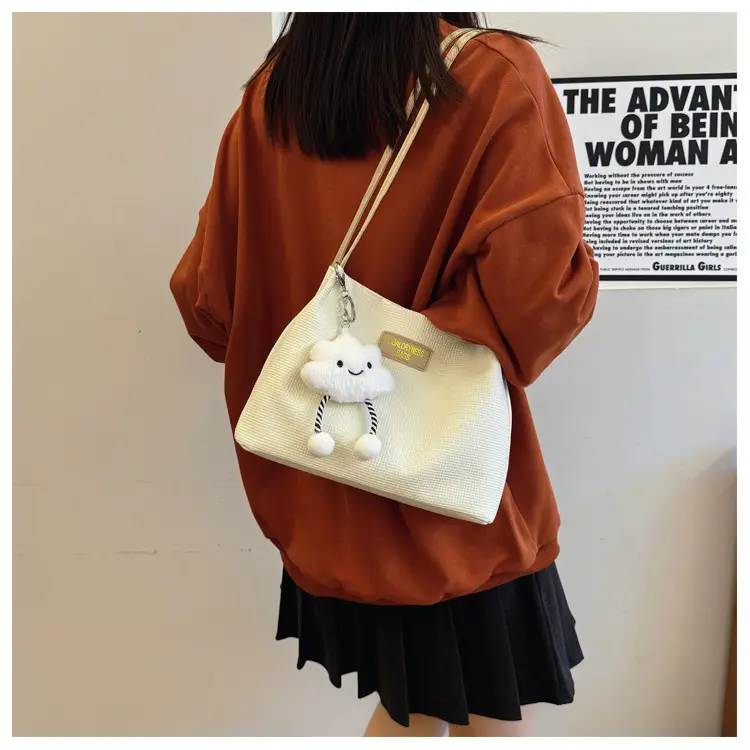 Women's Cream Textured Shoulder Bag Large Capacity — feature 14